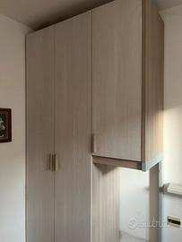 Armadio beige chiaro