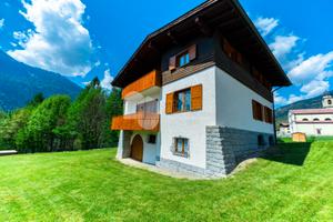 Esclusiva Villa Indipendente con Giardino