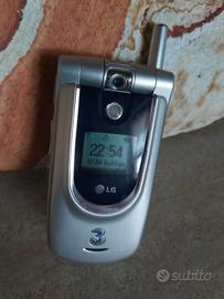 Cellulare LG U8330 Silver Brandizzato 3 Bloccato.