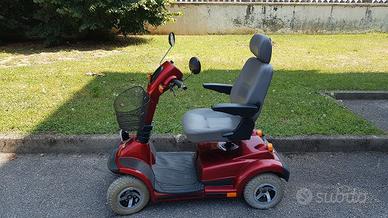 Scooter elettrico per anziani e disabili