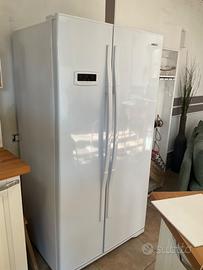 Side-by-Side bianco Beko