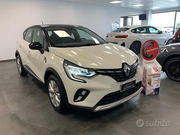 RENAULT Captur 1.5 Blue dCi Intens