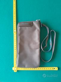 borsello Piquadro in tessuto con zip