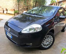 FIAT Grande Punto - 2009
