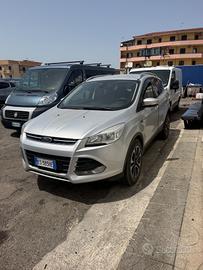 Ford Kuga 2.0 TDCI 140 CV 4WD Powershift