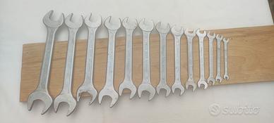 SET USAG di 13 chiavi a forchetta