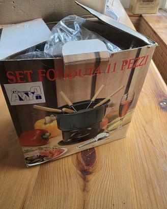 SET FONDUTA 11 PEZZI - Nuovo, Mai Usato