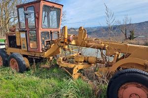 greader per livellamento terreno