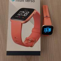 Fitibit Versa rosa+ accessori e cinturino omaggio 
