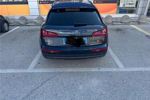 AUDI Q5 2.0 TDI 190 CV STRONIC