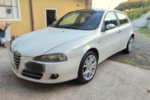Alfa Romeo 147 1.6 GPL xeno - ok neopatentati