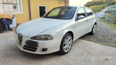 Alfa Romeo 147 1.6 GPL xeno - ok neopatentati