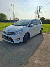 Toyota Corolla Verso 2.0 D-4D (91 kW) – 7 Posti –