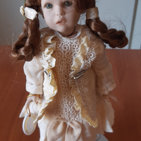 Bambole in porcellana da collezione