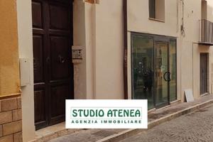 Via Atenea Locale Commerciale + Appartamento 150Mq