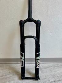 Fox 36 29” con cartuccia FAST SUSPENSION