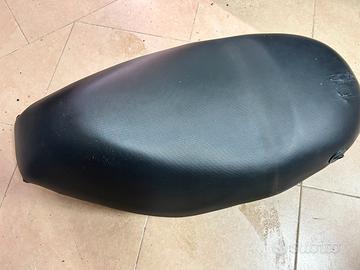 Sella Zip 50 SP 2T LC 2006-2014 da riparare