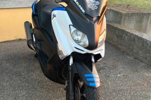 Yamaha XMAX