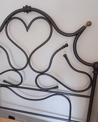 letto in ferro battuto recentemente sabbiato fine 