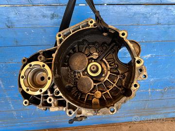 CAMBIO MANUALE COMPLETO VOLKSWAGEN Golf 5 Berlina