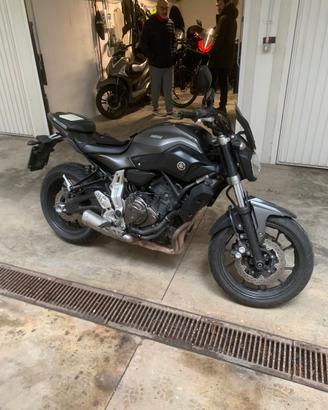 Yamaha MT 07 2015
