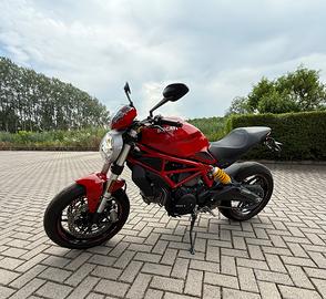 Ducati Monster 797+
