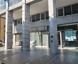 Palazzo di Vetro P.zza Castelnuovo due livelli