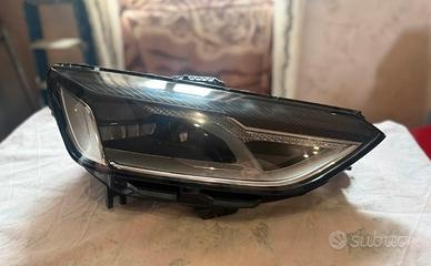 Faro Audi A4 Avant B9 2023 DX