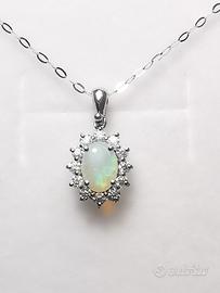 Collana e Pendente Oro Bianco 18 KT Diamanti/Opale