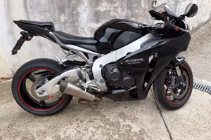 Honda Cbr 1000 rr Fireblade 2011