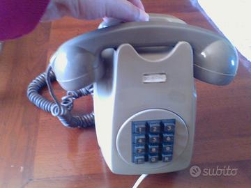 Telefoni a disco /Tasti vintage