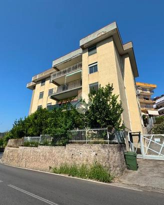 5 LOCALI A SALERNO