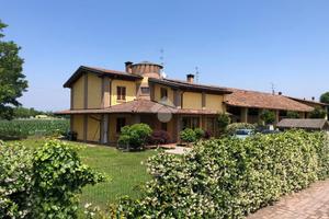 PORZIONE DI BIFAMILIARE A FARA GERA D'ADDA