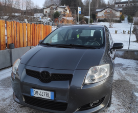 Toyota auris 2.0 d4d SOL 2007