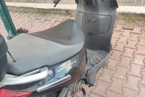 scooter aprilia sport city 