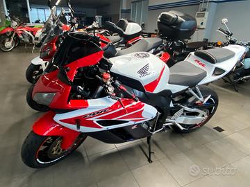 Honda cbr 1000 rr