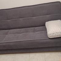 Divano letto 3 posti come nuovo con cuscini 