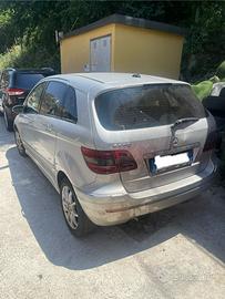 Ricambi Mercedes Classe B200