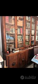 Grande libreria di antiquariato in legno massello