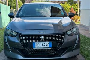 Peugeot 208 Neopatentati