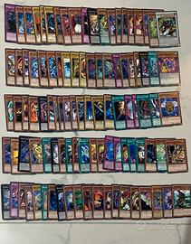 100 carte varie YU GI OH  non doppioni