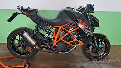 KTM SUPERDUKE 1290