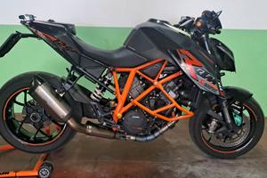 KTM SUPERDUKE 1290