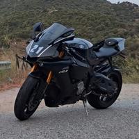ricambi yamaha r1 2016 