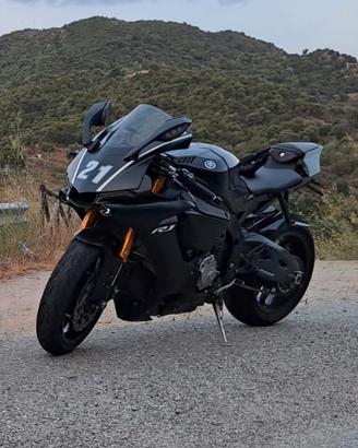 ricambi yamaha r1 2016 