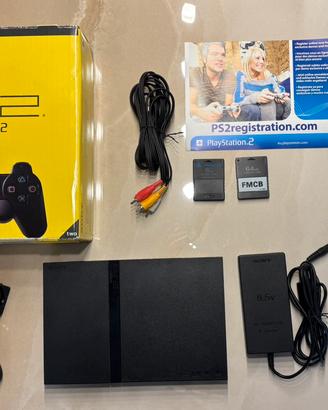 PlayStation 2 Slim BOXATA + FMCB + Accessori