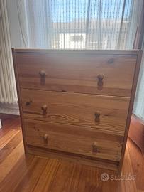 Cassettiera in legno con 3 cassetti