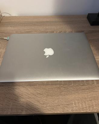 Macbook