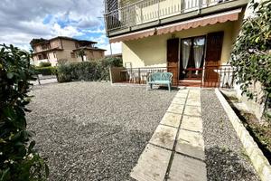 Rif. 37 comodo appartamento sito al piano terra