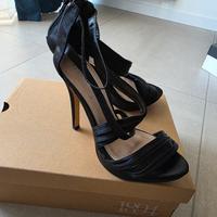 Scarpe in blocco